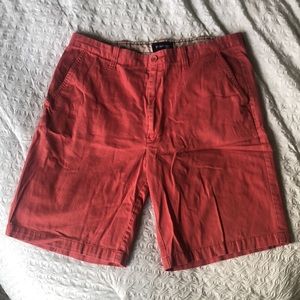 Men’s St. John’s Bay Coral/Red Size 36 100% Cotton Khaki Golf Shorts